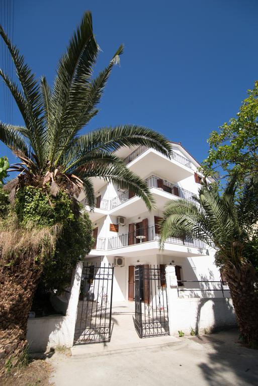 Maria Parameriti Apartments Πόρος Εξωτερικό φωτογραφία