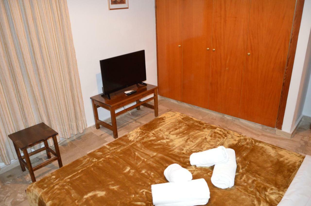 Maria Parameriti Apartments Πόρος Εξωτερικό φωτογραφία
